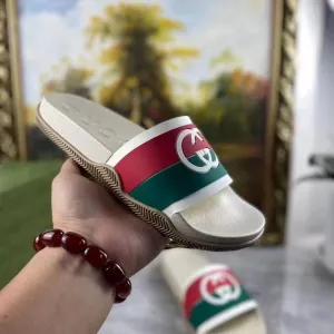 Gucci G-Slide Interlocking