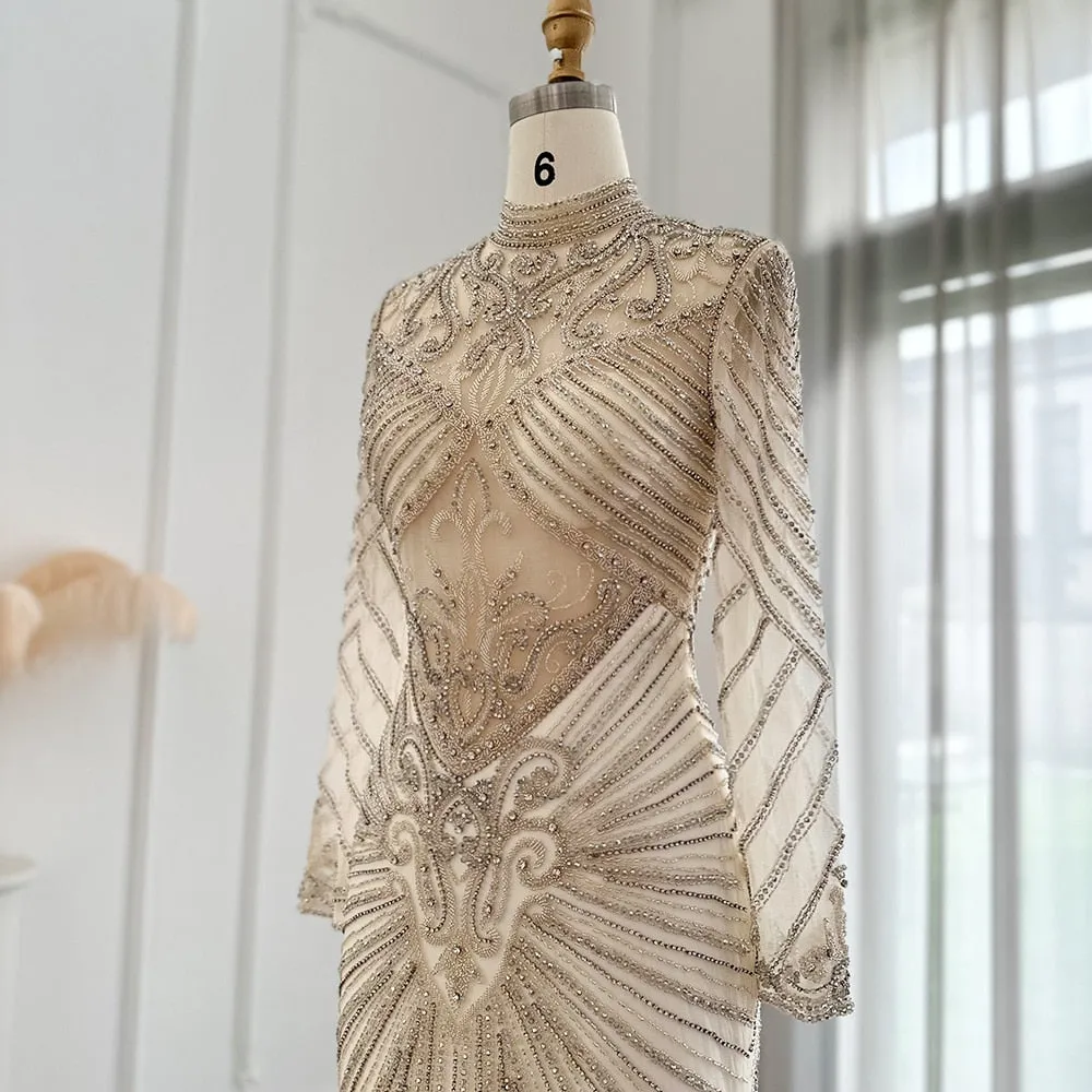 Vestido de Festa Longo com Silhueta Sereia e Detalhes em Cristais - Modelo Especial