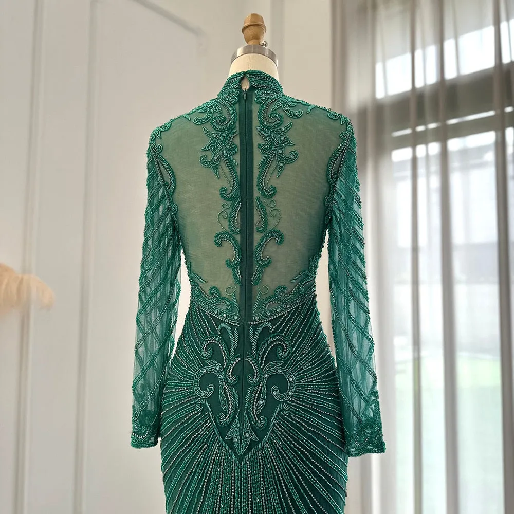 Vestido de Festa Longo com Silhueta Sereia e Detalhes em Cristais - Modelo Especial